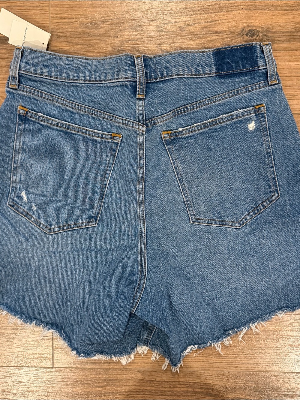 Abercrombie & Fitch The Dad Short - Picture 2 of 4